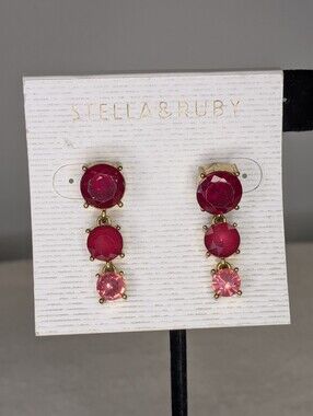 NWT Stella & Ruby Nordstrom Berry Rhinestone Tiered Statement Drop Earrings